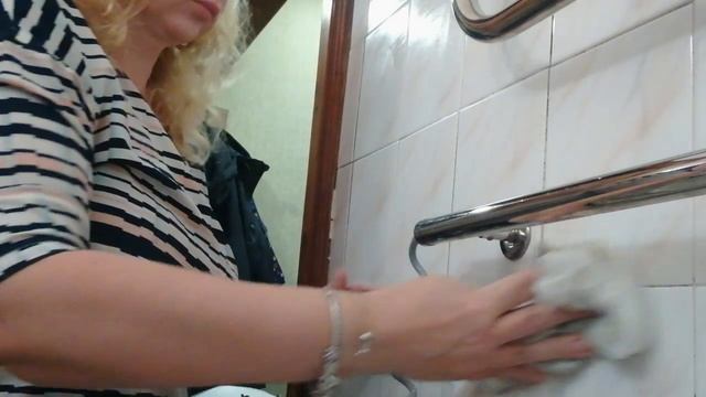 Новогодняя уборка. как почистить швы кафеля старой зубной, щёткой,#мотивацияуборки смотреть онлайн
