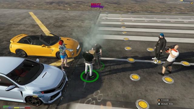 Nissan GTR vs Honda Civic Type R | GTA 5 Roleplay смотреть онлайн