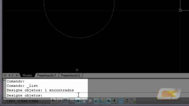 2.5-e Autocad 2013. La Ventana de Línea de Comandos смотреть онлайн