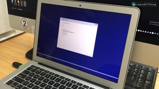 Install Windows 10 on your Macbook Air 2017 (no Dual boot) смотреть онлайн