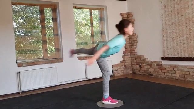 Вестибулярный тренажер Алексея Мишина | Сборы по фигурному катанию у А. Рябинина смотреть онлайн