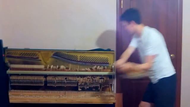 Тонкая настройка инструмента / Piano tuning смотреть онлайн