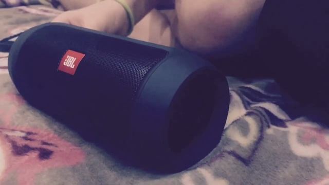 JBL колонка. С ВОЗВРАЩЕНИЕМ НАС! )))) JBL column. WELCOME BACK US! )))) смотреть онлайн