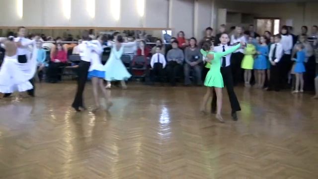 Бальные танцы. клуб "Весна" 2007 смотреть онлайн