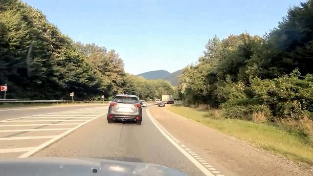 ?БЛАГОРОДНЫЙ "ТИХОХОД" на ТРАССЕ М4 ДОН.Горячий Ключ.2.09.2022 смотреть онлайн