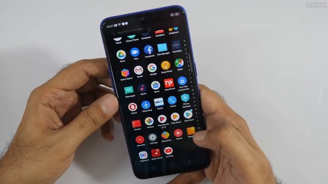 Realme 3 Pro Unboxing & Overview Midrange Game Changer?