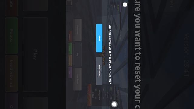 Playing Roblox in IPhone 8 Plus 2022 смотреть онлайн
