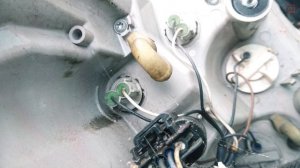 Opel_Astra J_Замена лампочек в габаритах