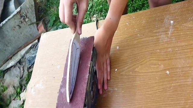 КУНАЙ ИЗ ДЕРЕВА! САМОДЕЛКА., смотреть онлайн