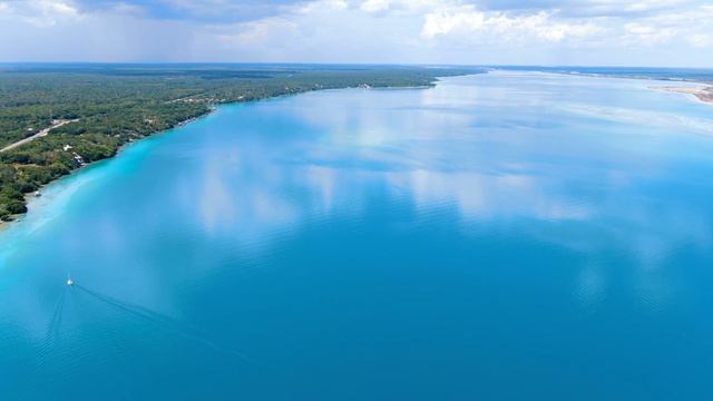 FLYING OVER CARIBBEAN SEA (4K UHD) - Peaceful Piano Music & Amazing Beautiful Nature Scenery For TV смотреть онлайн