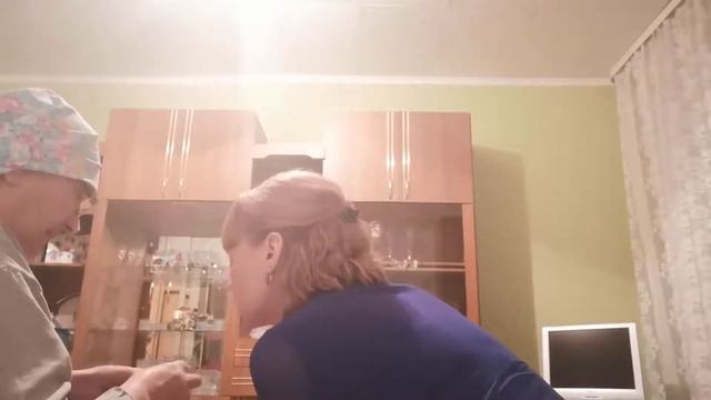 VLOG у мамы/ Отжимаемся/ Новый пуховик смотреть онлайн