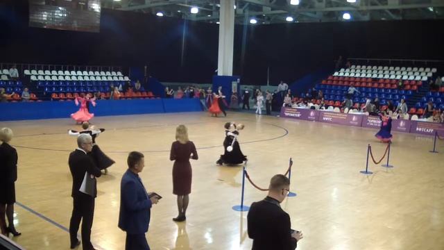 D класс Юниоры 1 финал стандарт смотреть онлайн