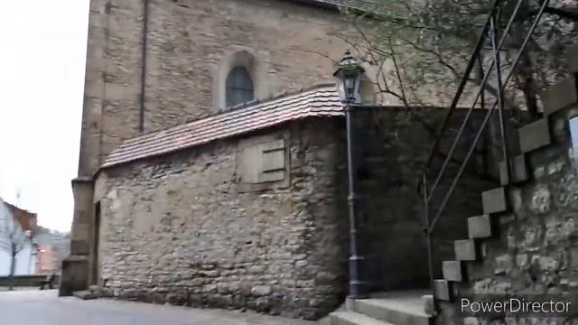 Что там на стене/ В таких домах раньше жили немцы смотреть онлайн