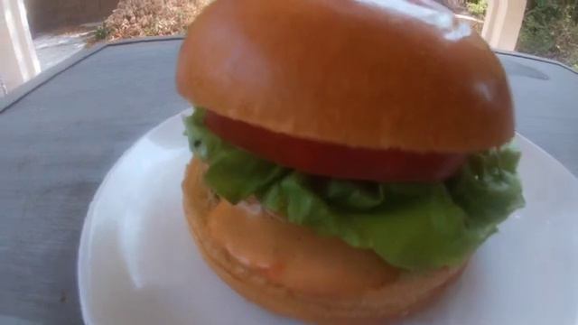 Trader Joe's Salmon Burger Review