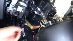 Замена радиатора печки на Шевроле Нива с кондиционером без снятия панели.