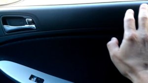 Скрип внутренней уплотнительной резинки стекла водительской двери Солярис дорестайл после антискрип