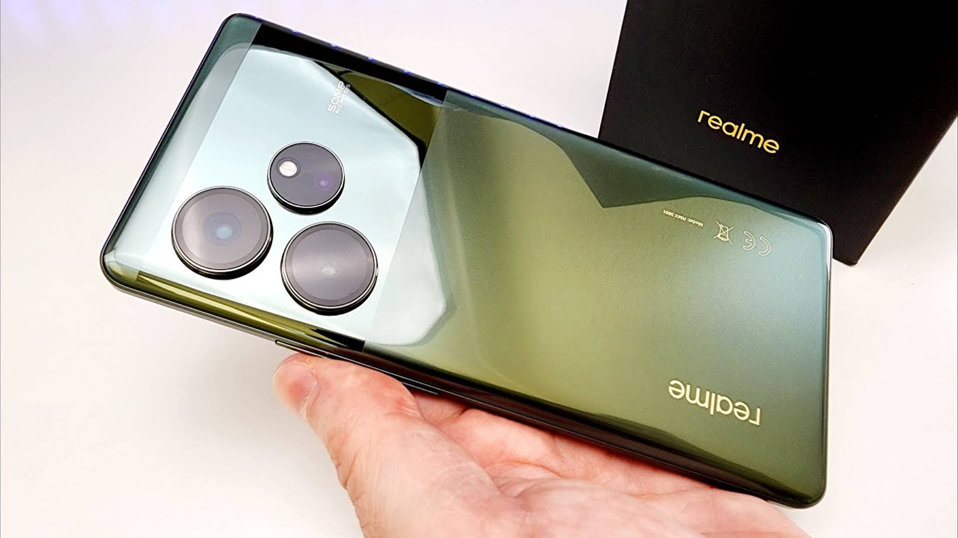 Этот realme ПОДЕШЕВЕЛ и Теперь РВЁТ ВСЕХ и Xiaomi и Samsung! 🔥 Realme GT 6 Плюсы и Минусы смотреть онлайн