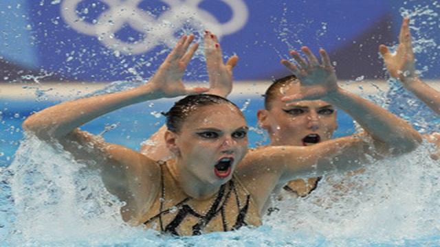 Синхронное плавание. Команды. Финал – прямая трансляция на "Смотрим" смотреть онлайн