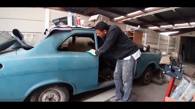 MK 1 FORD ESCORT RESTORATION PT2 смотреть онлайн