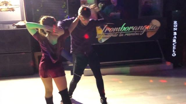 CLASE de BACHATA | Artem y Laura | Dance Monkey bachata ? смотреть онлайн
