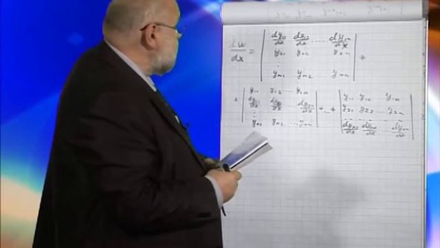 Лекция 15: Системы линейных дифференциальных уравнений смотреть онлайн