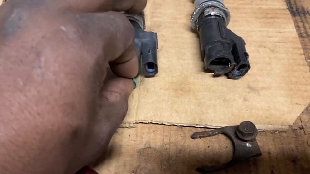 EOTTRACINGTEAM Ford escort, and Mazda protege speed sensor removal￼ without breaking it. смотреть онлайн