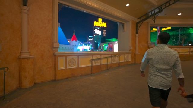 [4K] Las Vegas Strip Night Walking Tour | 2022 | Las Vegas, Nevada USA смотреть онлайн