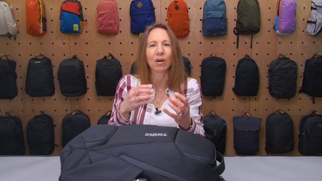 Thule Accent Backpack 26L Review (2 Weeks of Use) смотреть онлайн