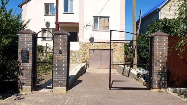 Красивые ворота и калитка из евроштакетника г. Анапа смотреть онлайн
