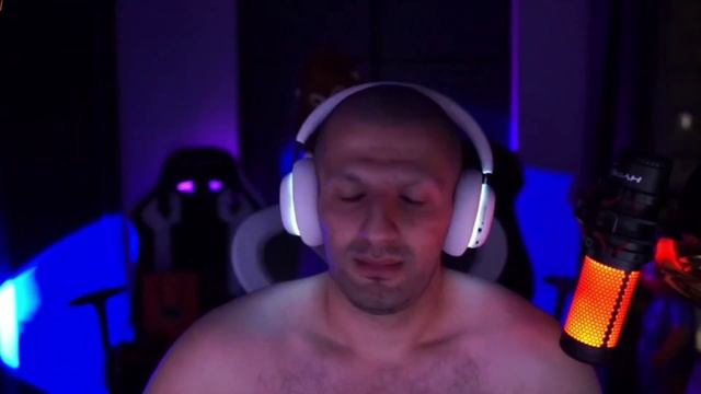 STEEL СБРИЛ БОРОДУ И БРОВИ ЗА ЛЯМ #steel #renatko #staya #Нарeзки Steel #staya