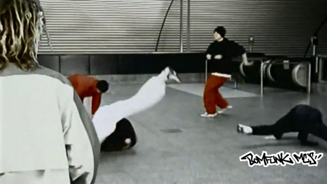 Bomfunk MC's - Freestyler (480p) смотреть онлайн