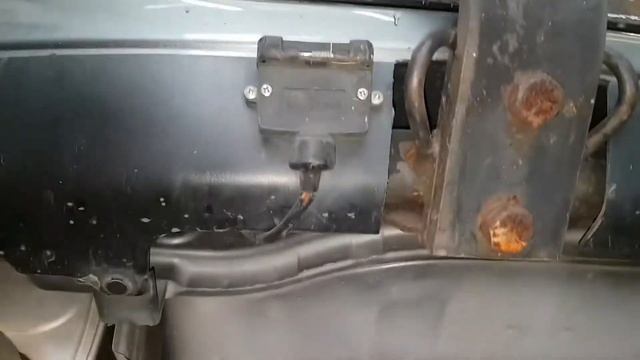 Buying a used Nissan Tiida reliability problem do not buy lemon alternater coupling subframe bushes смотреть онлайн