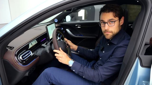 The Smart #3 uses Mercedes DNA against Volvo EX30 & Zeekr X ! смотреть онлайн