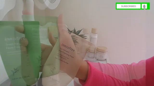 Innisfree Jeju Volcanic Pore + Green Tea Foam Cleanser Comparison Review + Demo смотреть онлайн