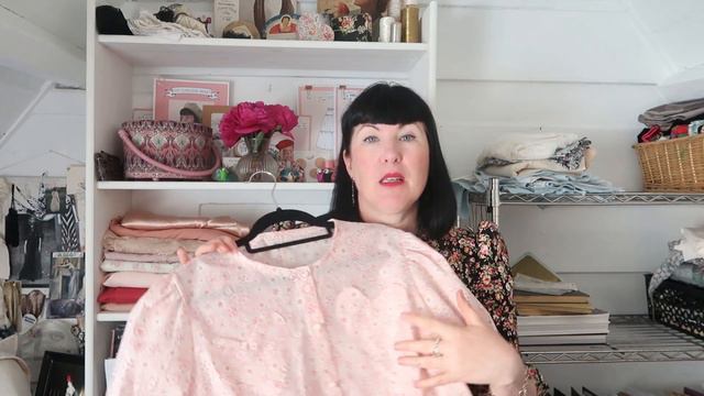 Sewing Up A Storm: How Many Vampires Wife Dresses Is Too Many for a Gal to Sew? смотреть онлайн