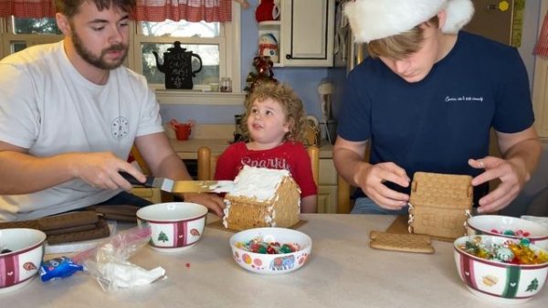 Abby's Gingerbread House Review