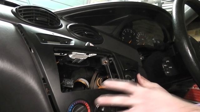 Ford Focus Center Console Heater Control Panel Removal смотреть онлайн