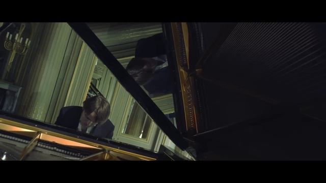 Daniil Trifonov - Rachmaniana, 1. Andante improvizato & 5. (Without Indication) смотреть онлайн