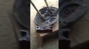 Снятие подшипника полуоси моста делика