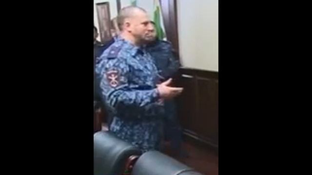 Чечен Прокол))) Апти Алавдинов про Кафирова.mp4 смотреть онлайн