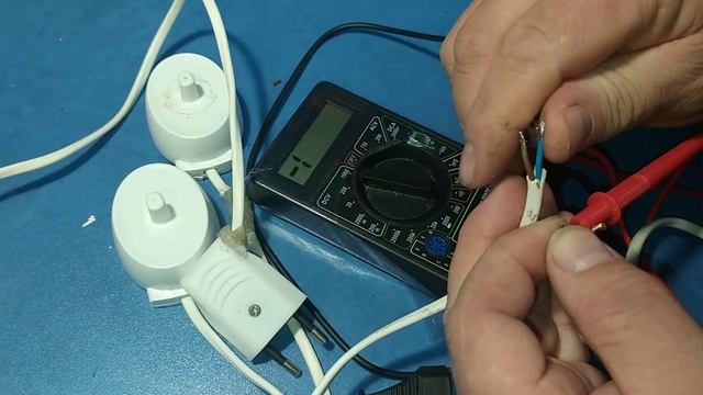 Не работает электрическая зубная щётк смотреть онлайн