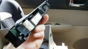 Mazda 6 gg. Ремонт дисплея.