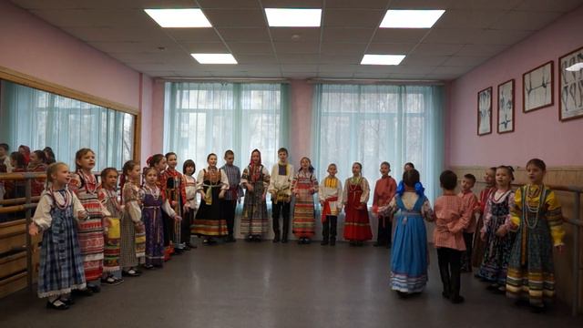 анс. "Варенька" мл. гр. "А мы ноня гуляли" смотреть онлайн