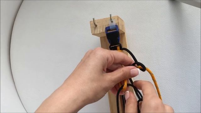 Браслет из паракорда "Патронташ" смотреть онлайн