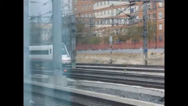 Садимся на поезд в Андалусии - и в Мадрид! А там жизнь бьет ключом! смотреть онлайн