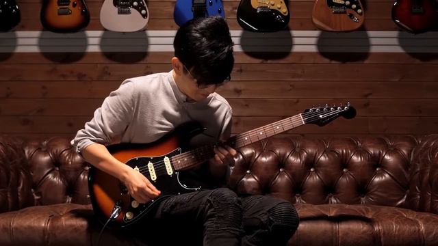 Fender American Ultra Luxe Stratocaster® 2-Color Sunburst | Guitarnet | Funtwo | 기타네트 смотреть онлайн