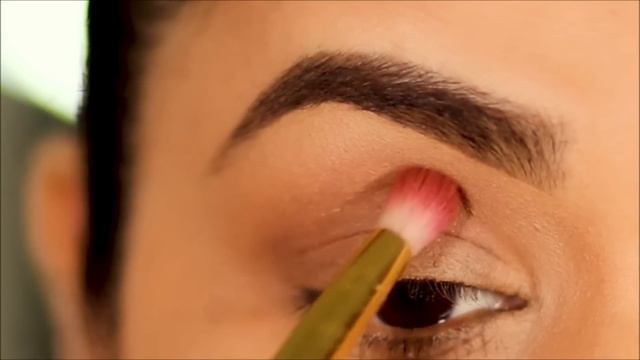 STEP-BY-STEP PARTY GOLD SMOKEY EYE MAKEUP TUTORIAL (हिंदी में/Hindi)