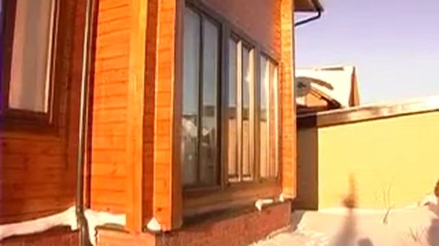 Теплый, натуральный дом из клееного бруса. смотреть онлайн