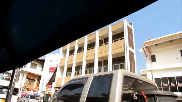 Мы едем в сонгетто в Чианг Май. смотреть онлайн
