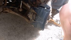 Устраняем бряканье суппортов РЕНО ДАСТЕР...